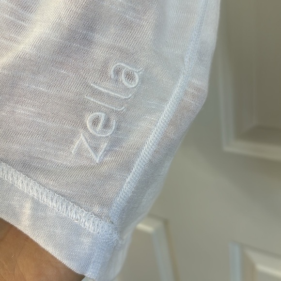 Zella cowl neck hooded lightweight long sleeve - Picture 10 of 10